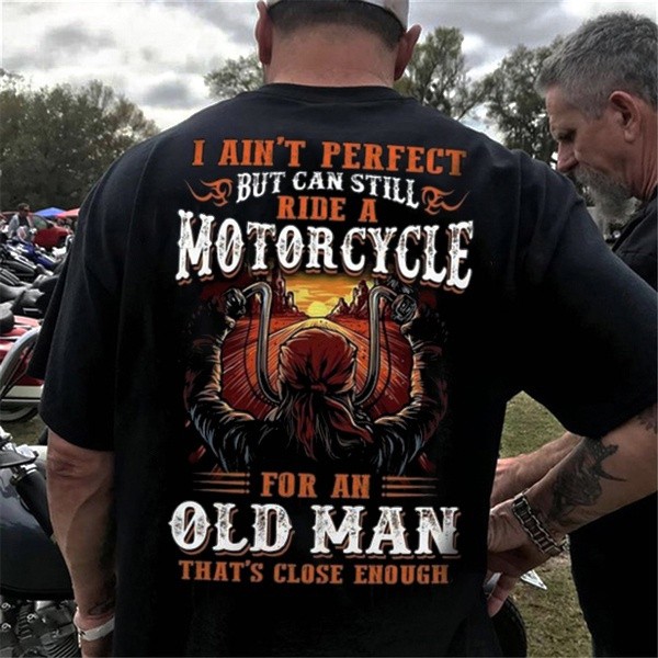 CAMISETA TUM Eu não sou perfeito, mas ainda posso andar de camiseta de motocicleta para um homem idoso que está perto o suficiente Www.DUGEZZU.Com.Br boas compras ……FRETE GRATIS    EMPRESA  Facebook.Com/Dugezzurockshop/ A SUA LOJA VIRTUAL ALTERNATIVA NA INTERNET ACESSE E BOAS COMPRAS, PODE COMPRAR COM PAGSEGURO, PIX, Ou No Seu CELULAR, Ou AQUI Na LOJA digite O PRIMEIRO NOME DO PRODUTO DESEJADO Por Exemplo (CELULAR) ANTECIPE SUAS COMPRAS…FRETE GRATIS Comprar em www.DUGEZZU.com.br ou no seu CELULAR  zap 67 9999-9-5555 ou DUGEZZU.com.br QUER VER TODOS OS PRODUTOS ANTES DE COMPRAR   https://www.facebook.com/dugezzu/photos_by ………. FRETE GRATIS